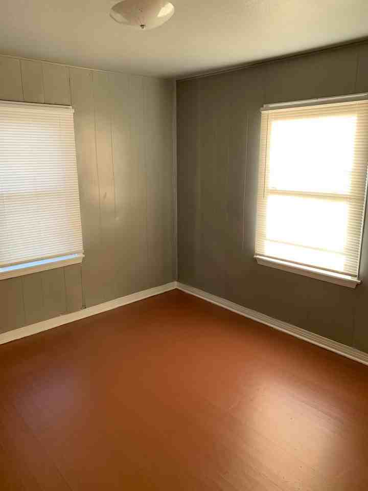 1240 Windemere Drive #1 - Photo 6 of 10