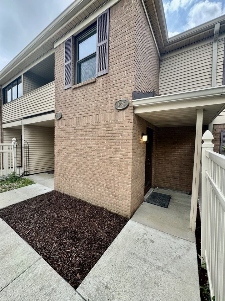 19536 Northridge Dr #1 - Photo 3 of 41