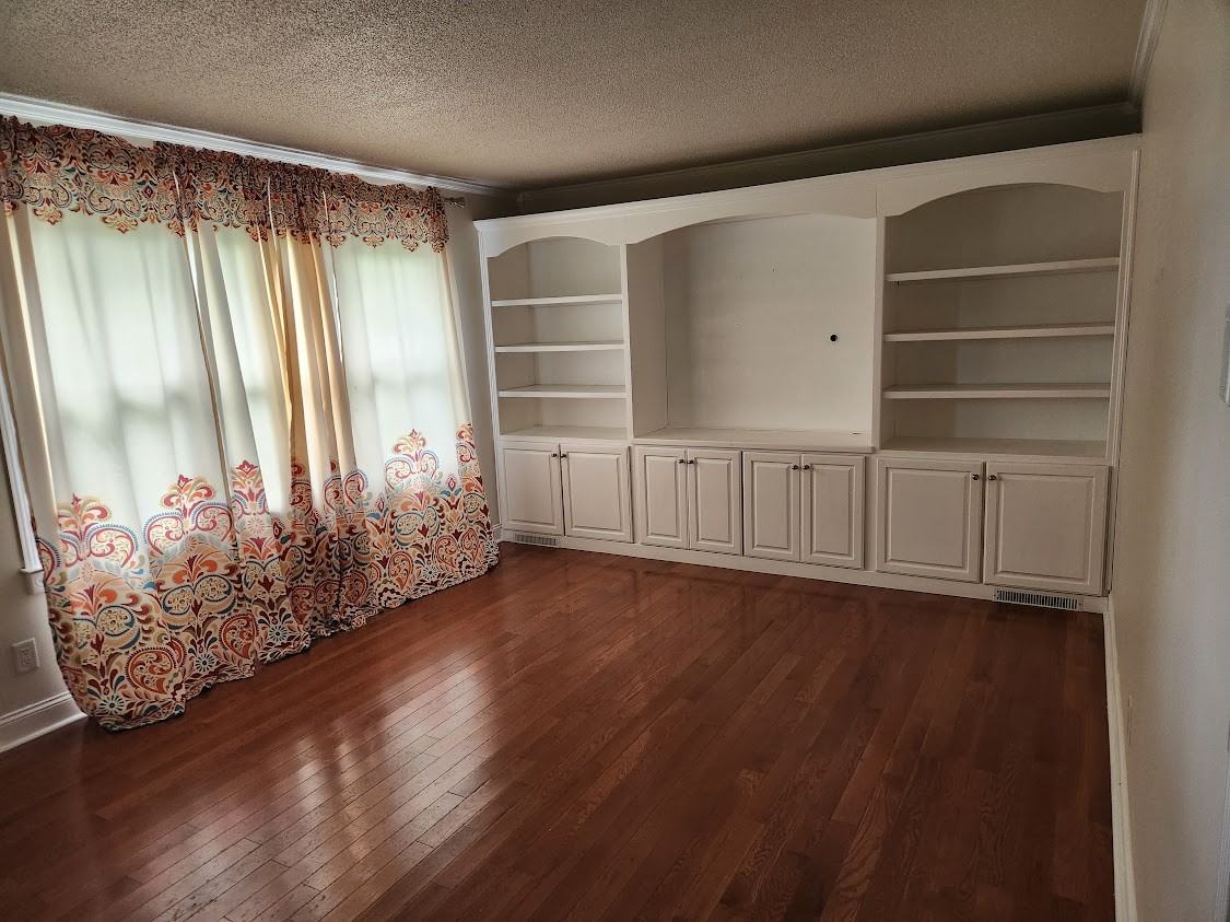 4730 Old Elizabethtown Rd #1 - Photo 4 of 7