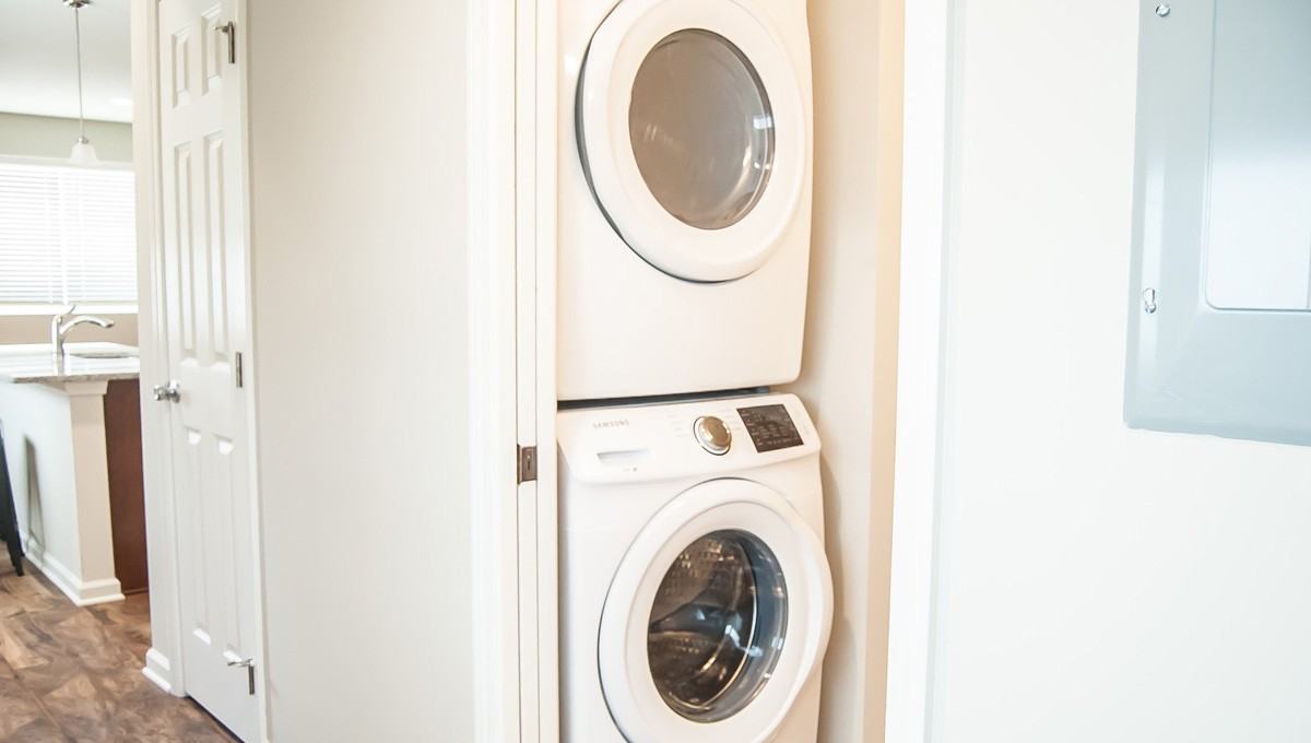 211 N Martin St #1 - Photo 4 of 6