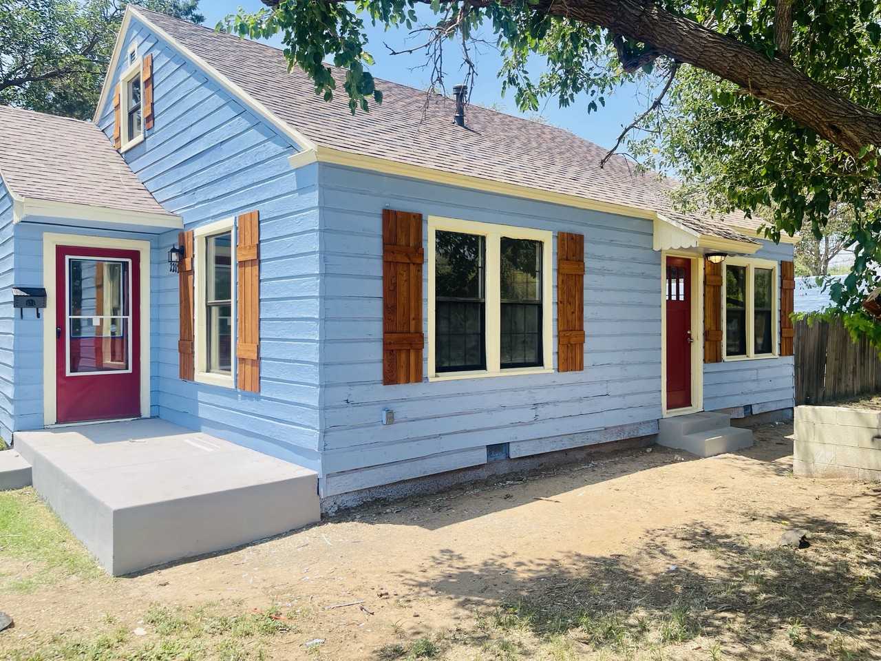 2202 24th Street #1 - Photo 2 of 10