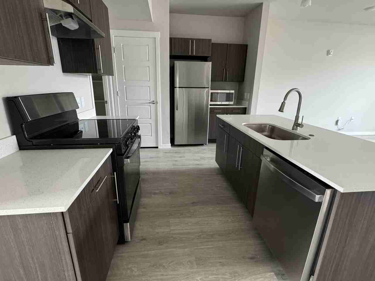 528 N 44th St #102 - Photo 3 of 17