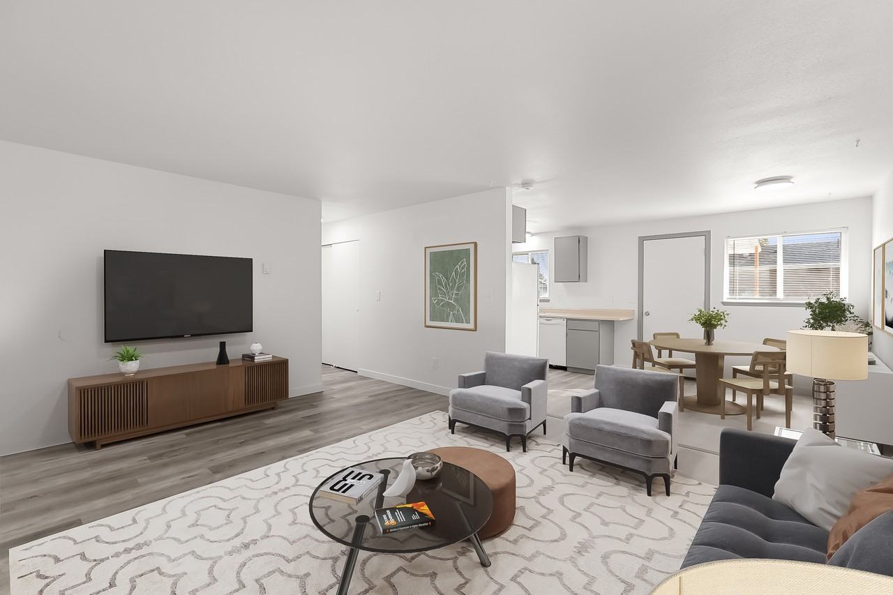 708 Water Street - Photo 2 of 6