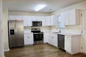 featured image of 1504 Amhearst Ct #1