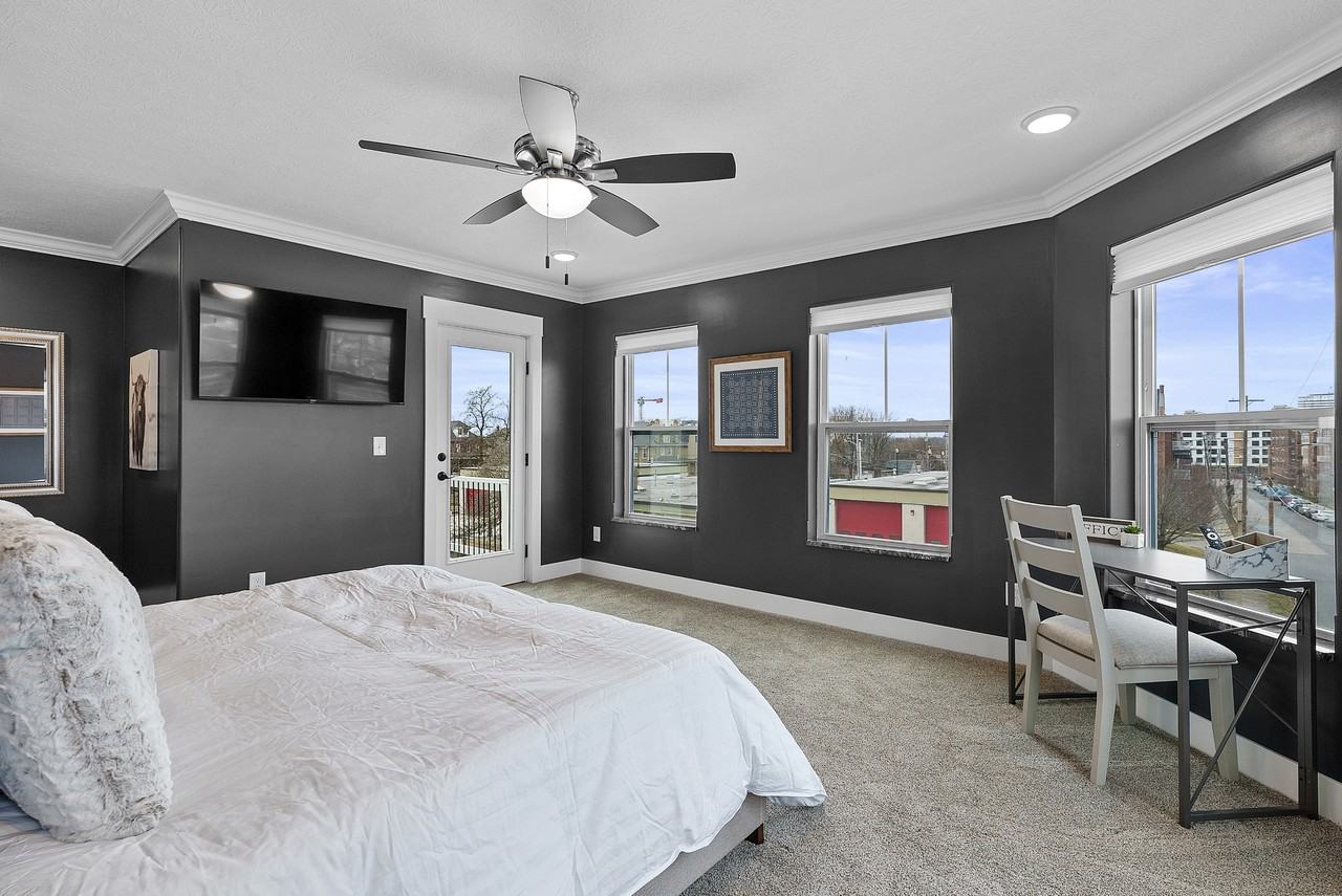 1438 Indianola Ave #1438 - Photo 7 of 27
