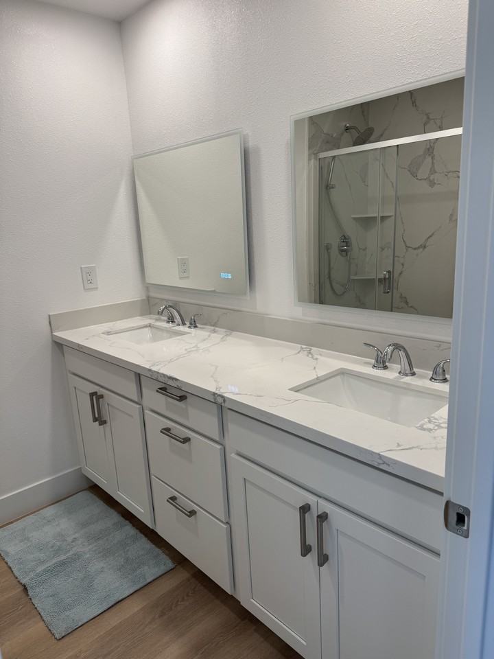 942 Santa Clara St #1 - Photo 7 of 11