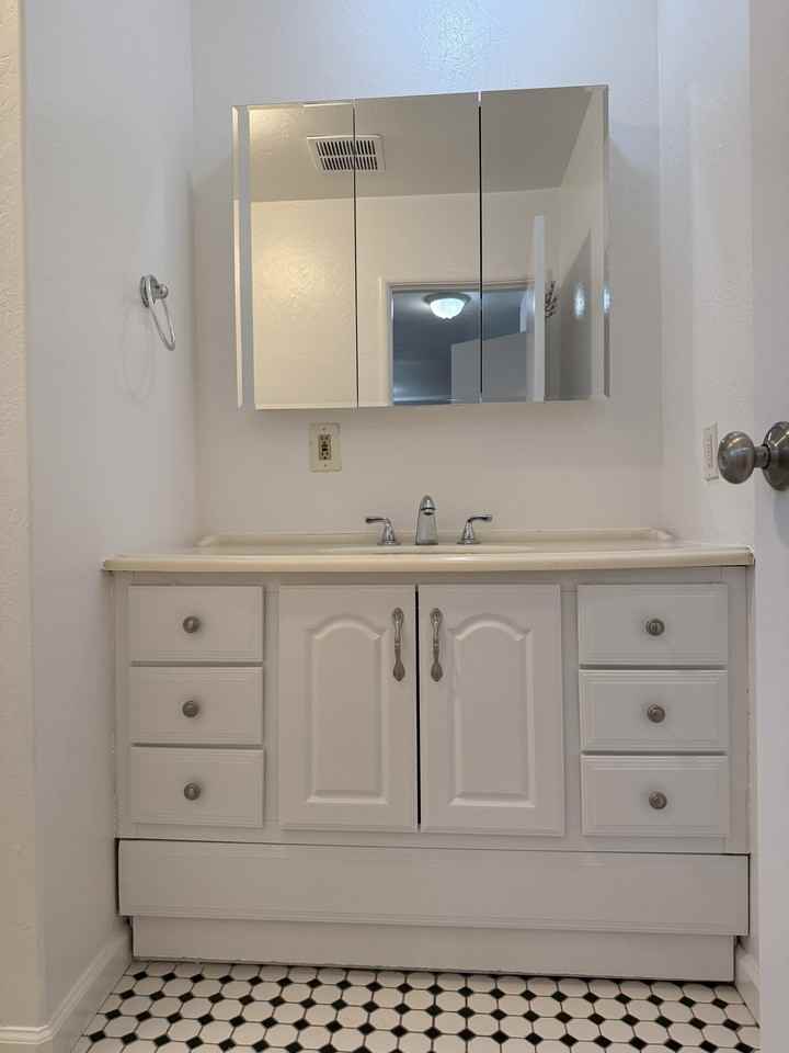 985 Market Street #1 - Photo 6 of 9