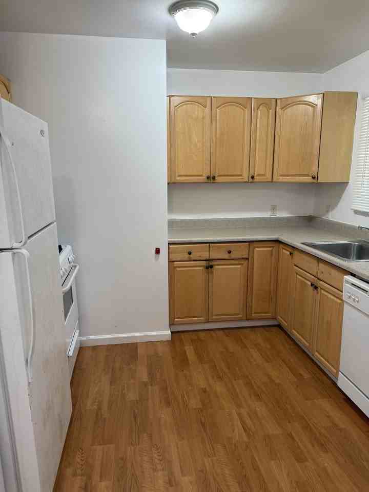 985 Market Street #1 - Photo 7 of 9