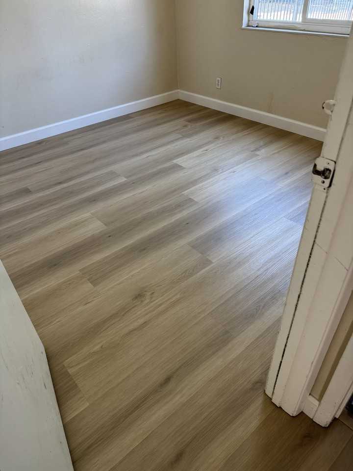 560 Lafayette St #4 - Photo 7 of 10