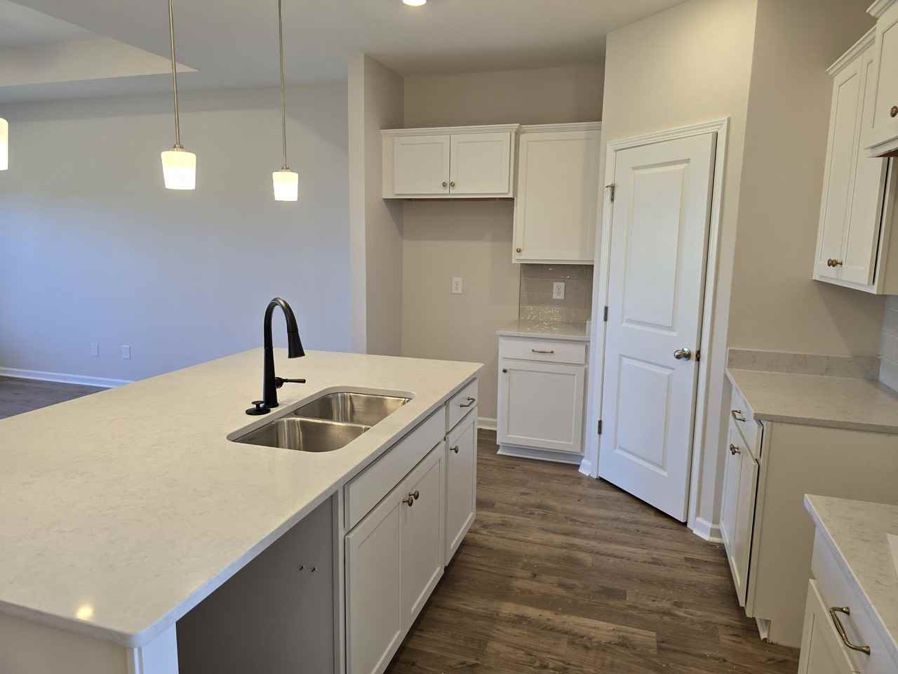 5143 Pace Park Cir #1 - Photo 4 of 18