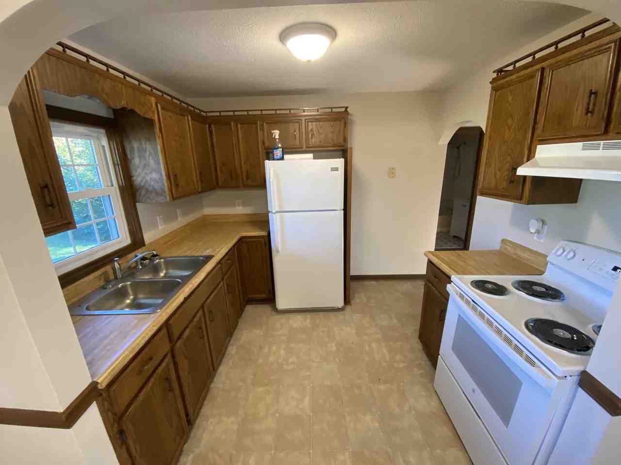 355 S Greensburg St #1 - Photo 3 of 12