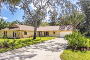 featured image of 40 River Ridge Trail #1