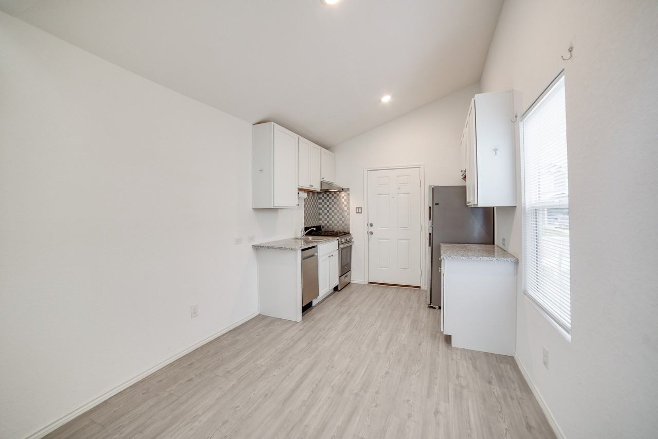 4247 Thalweg Way #1 - Photo 4 of 10