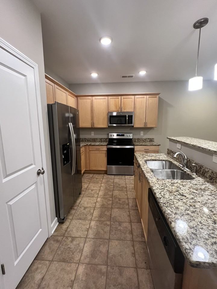 620 Friendway Rd #1 - Photo 4 of 19