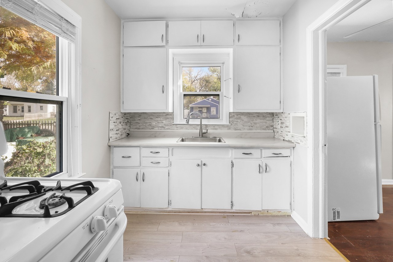 3532 Caroline Ave #1 - Photo 6 of 16