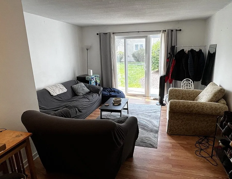 32 Salem Place #1 - Photo 4 of 8