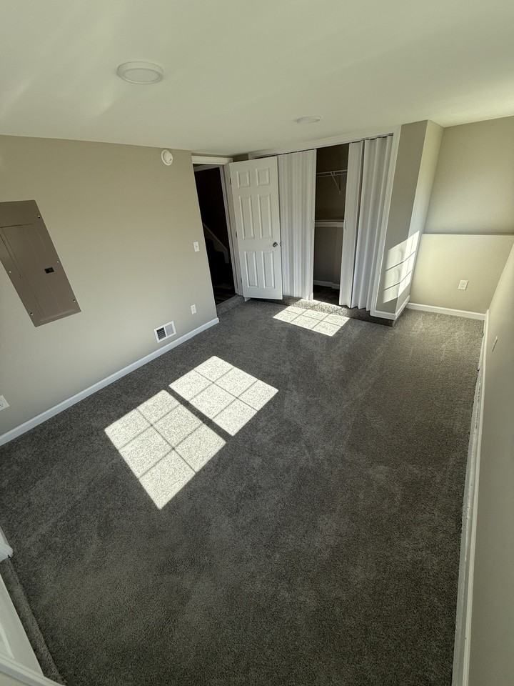 121 E Main St #1 - Photo 3 of 19