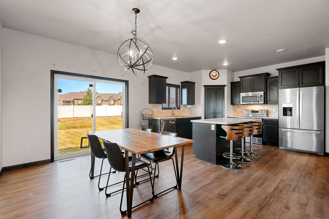 517 Pebblestone Circle #1 - Photo 6 of 10