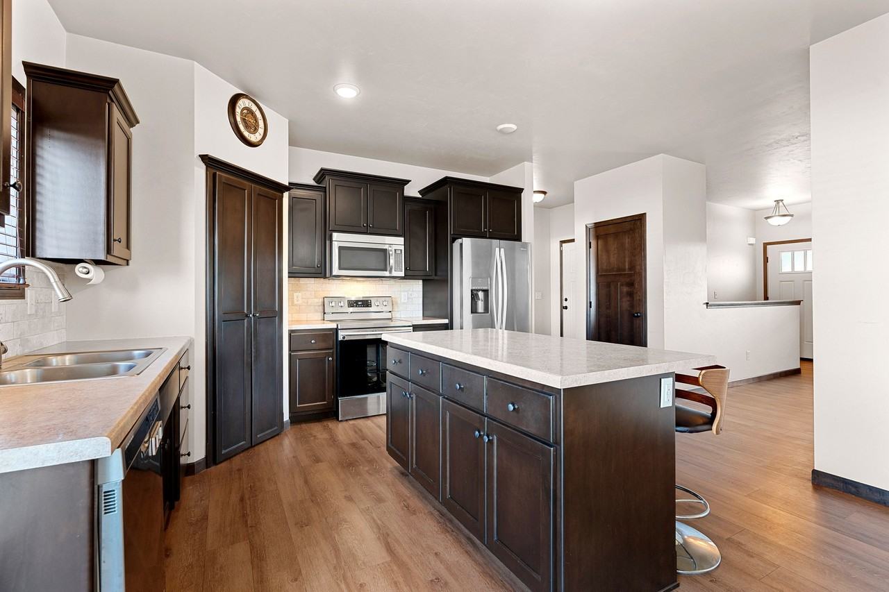 517 Pebblestone Circle #1 - Photo 7 of 10