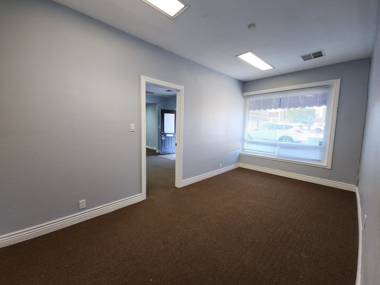 805 Walnut St #1 - Photo 7 of 11