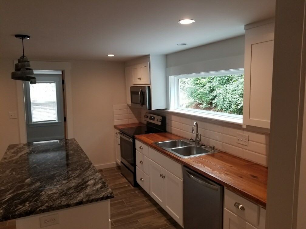 966 966 Doctor Martin Luther King Junior Parkway #1 - Photo 5 of 11