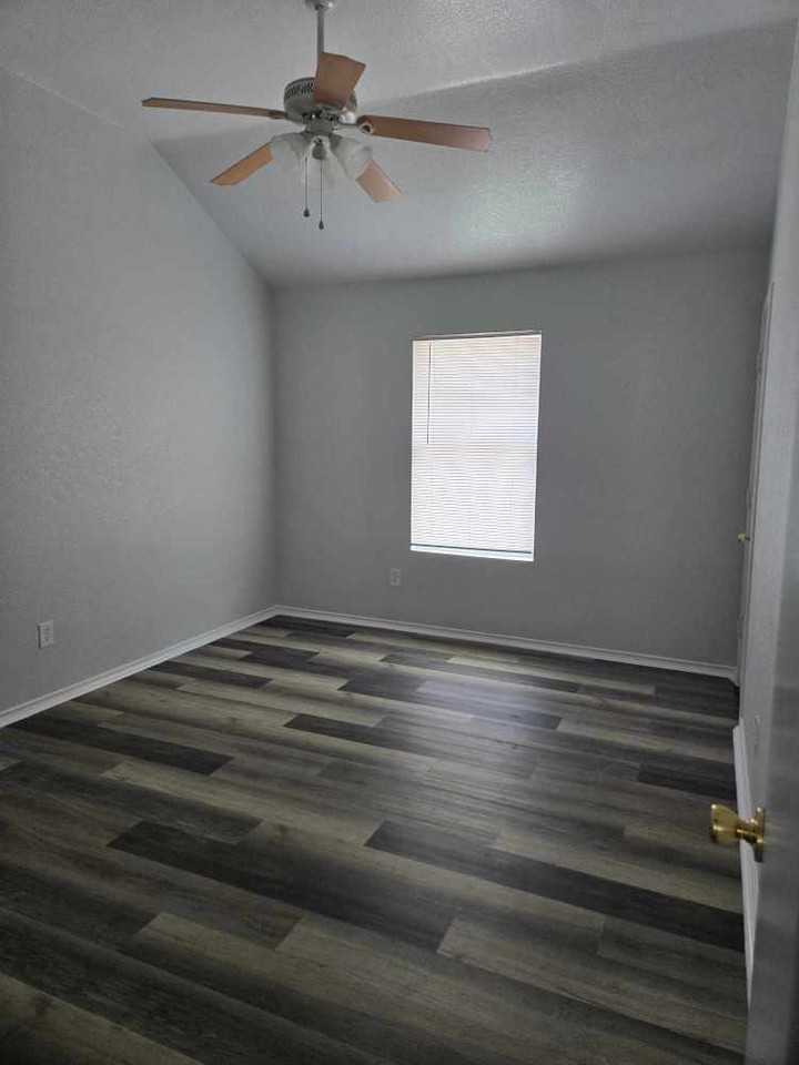 1710 Old Fm 440 Rd #B - Photo 3 of 11