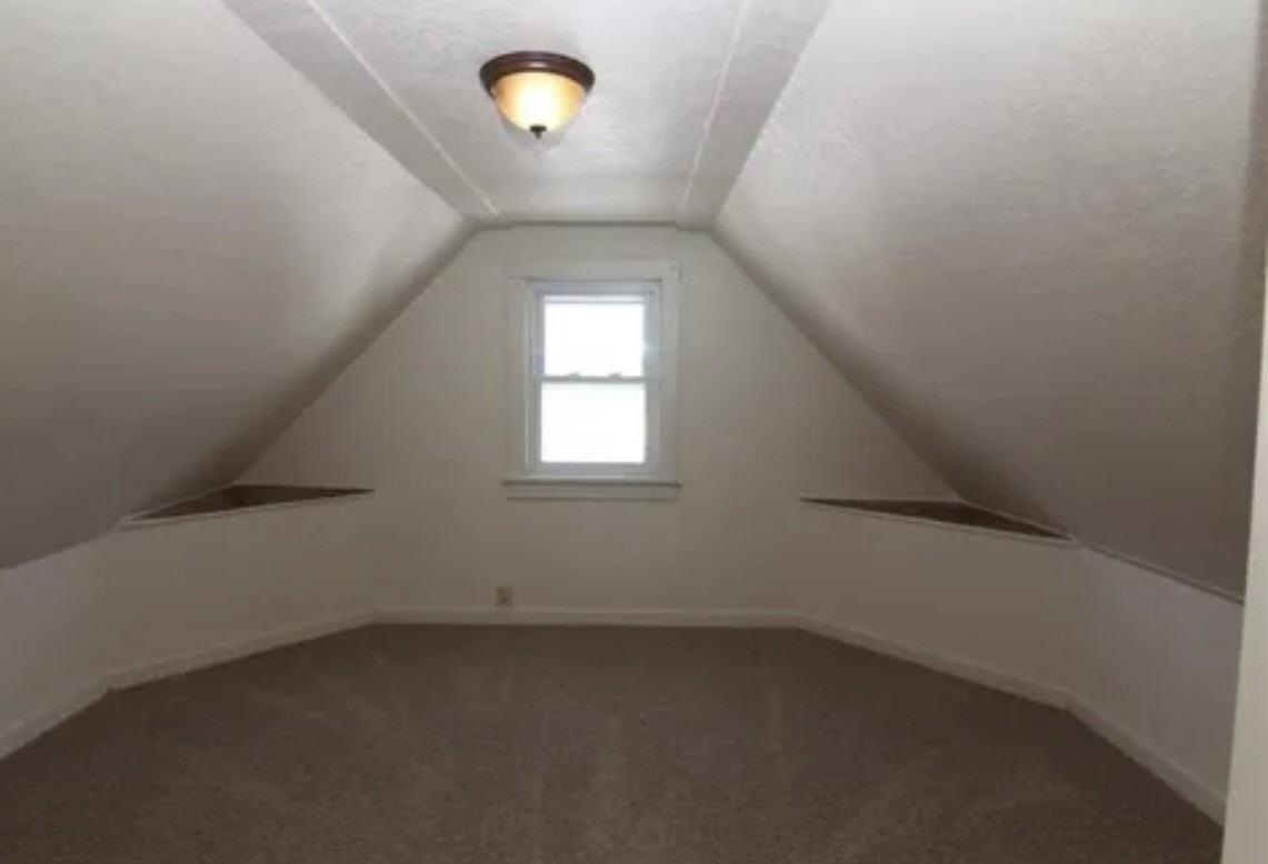 1709 Franklin Street #1 - Photo 6 of 7