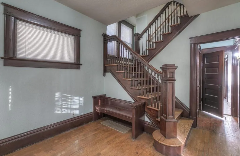 1233 Benton Boulevard #1 - Photo 3 of 5