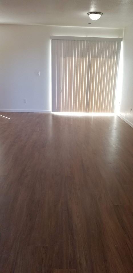 154 Amberidge Dr #1 - Photo 3 of 20