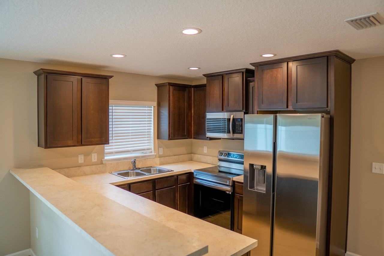 4028 Pine Hill Pt #4028 - Photo 4 of 11