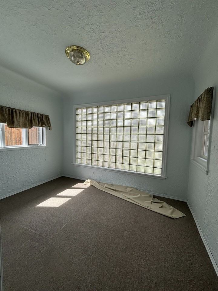 108 South Washington Street #108 - Photo 4 of 7