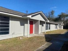 606 Yvonne Street #606B - Photo 1 of 1