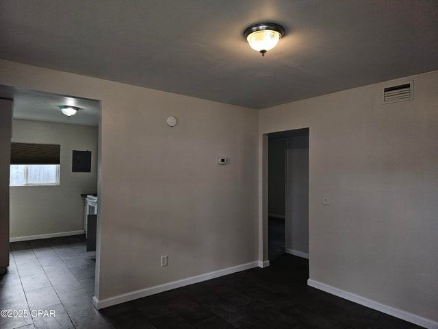 705 Satsuma Ave #1 - Photo 5 of 12