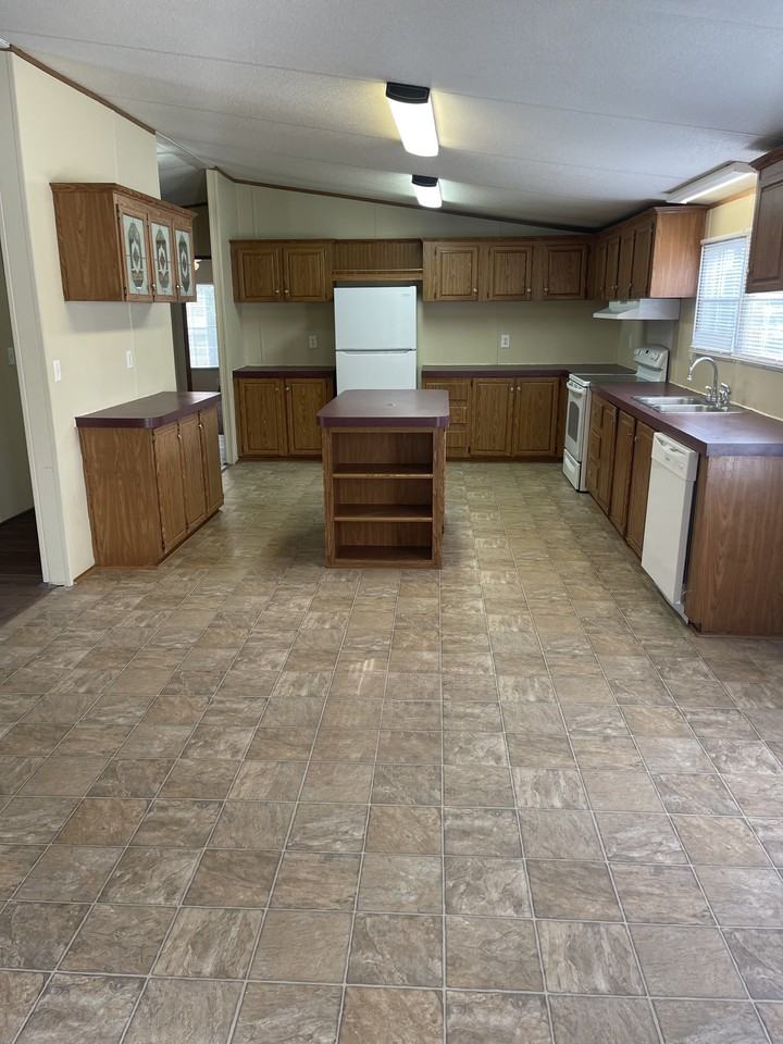 Springfield Road #824 - Photo 2 of 10