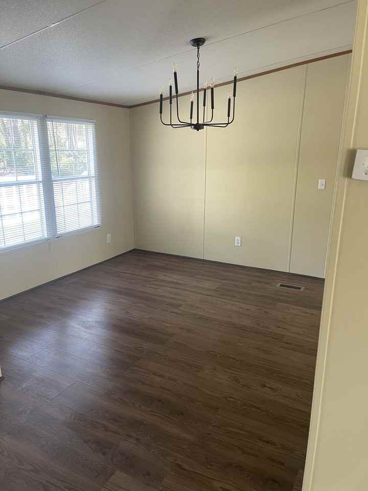 Springfield Road #824 - Photo 4 of 10