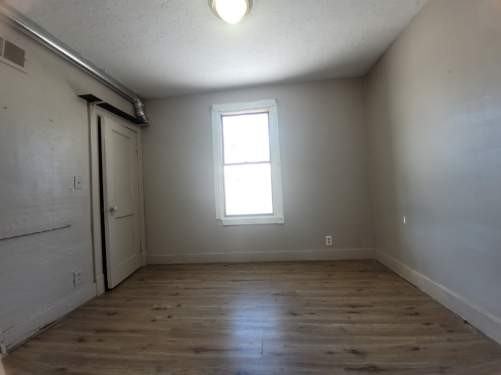 404 East Phoenix Avenue #1 - Photo 6 of 10