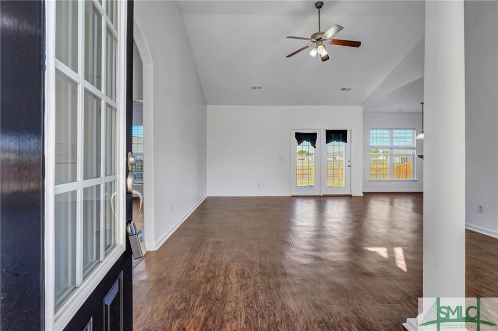 179 Willow Point Circle #1 - Photo 6 of 39