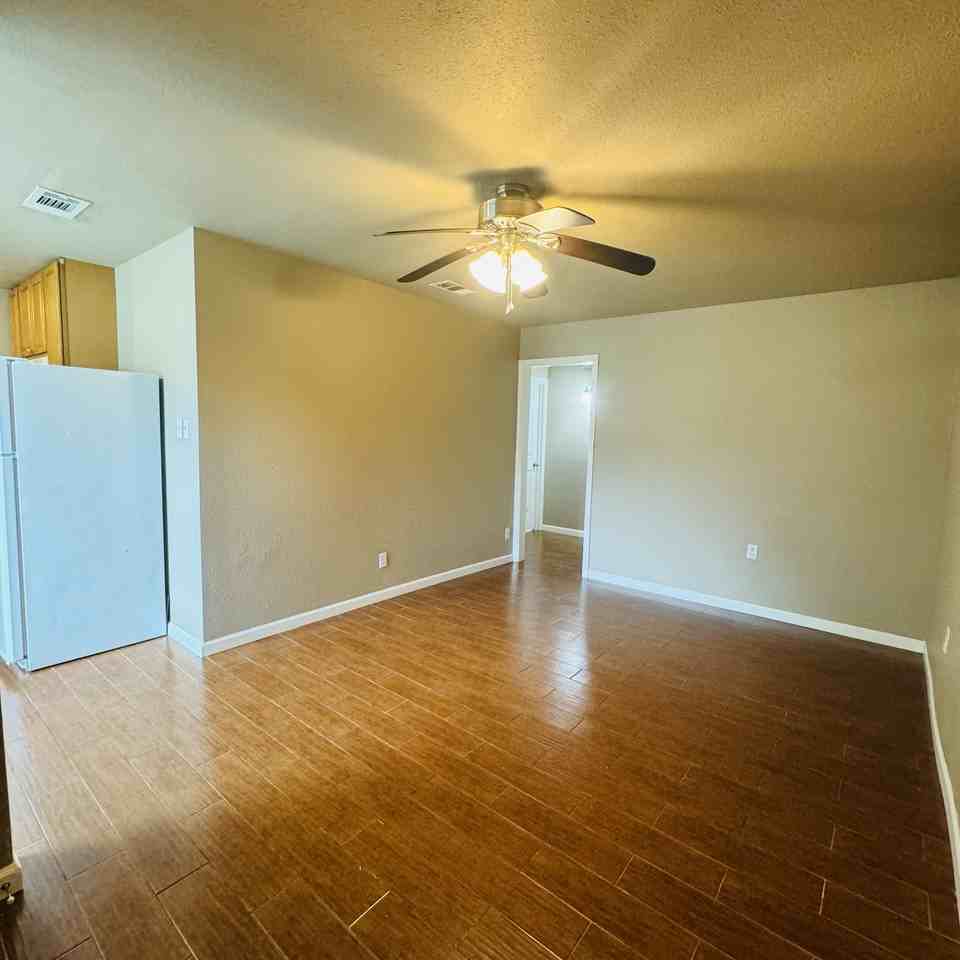 235 Prince Hall Lane - Photo 2 of 27