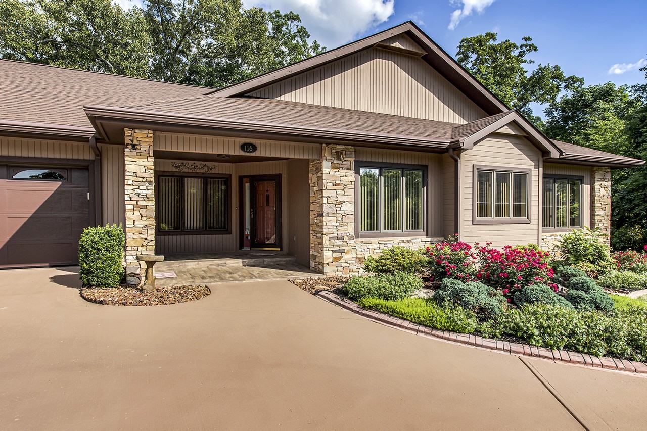 116 Daleyuhski Trce #1 - Photo 2 of 33