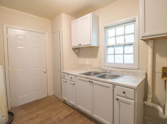 1860 Woodland Avenue Southwest #1 - Photo 3 of 12