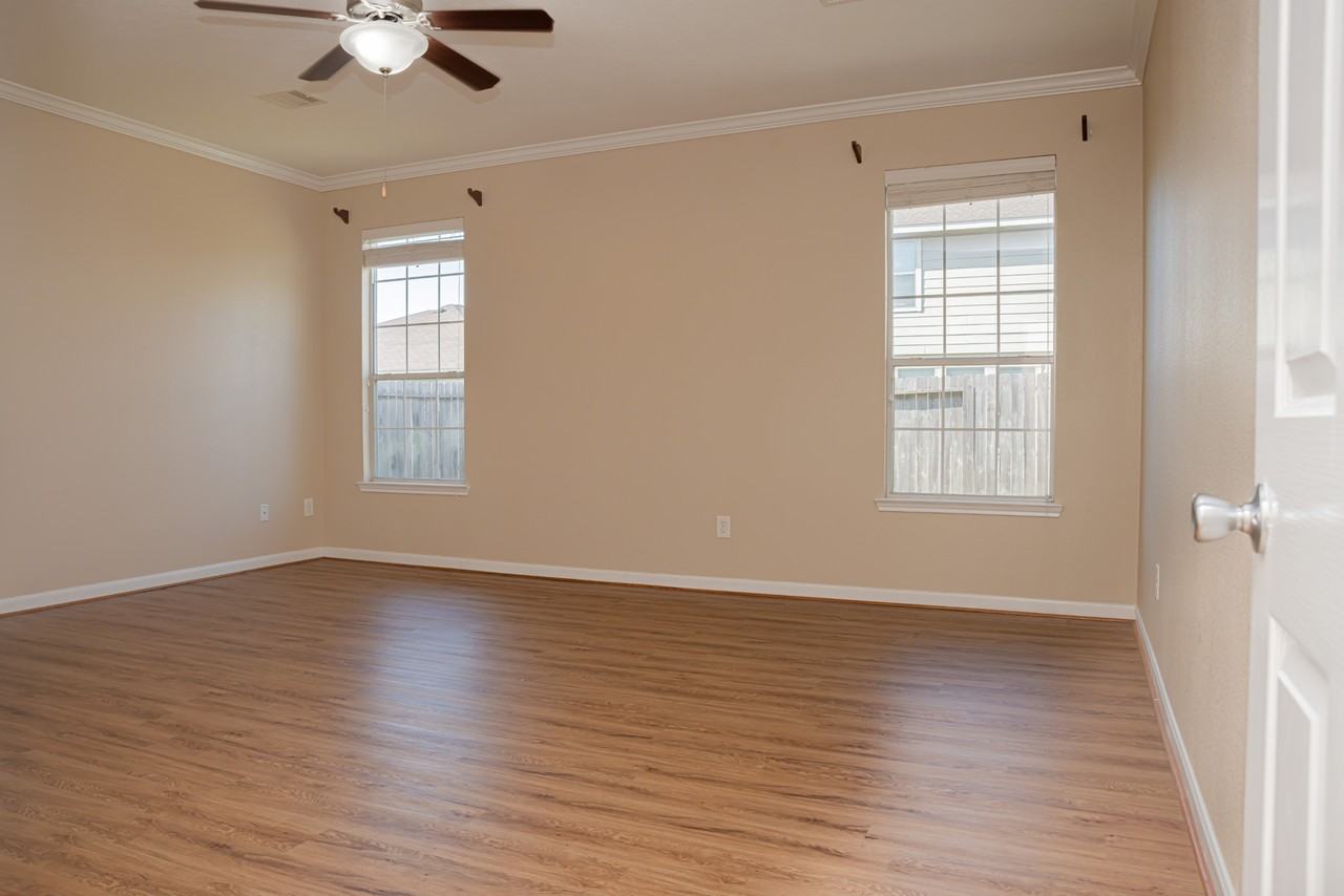 29735 Legends Green Dr - Photo 6 of 16