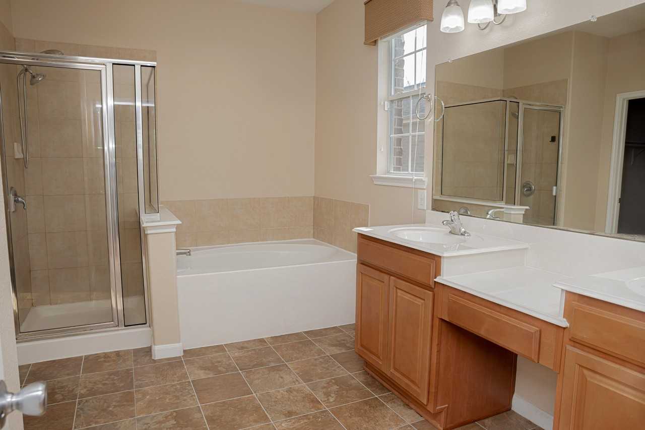 29735 Legends Green Dr - Photo 7 of 16