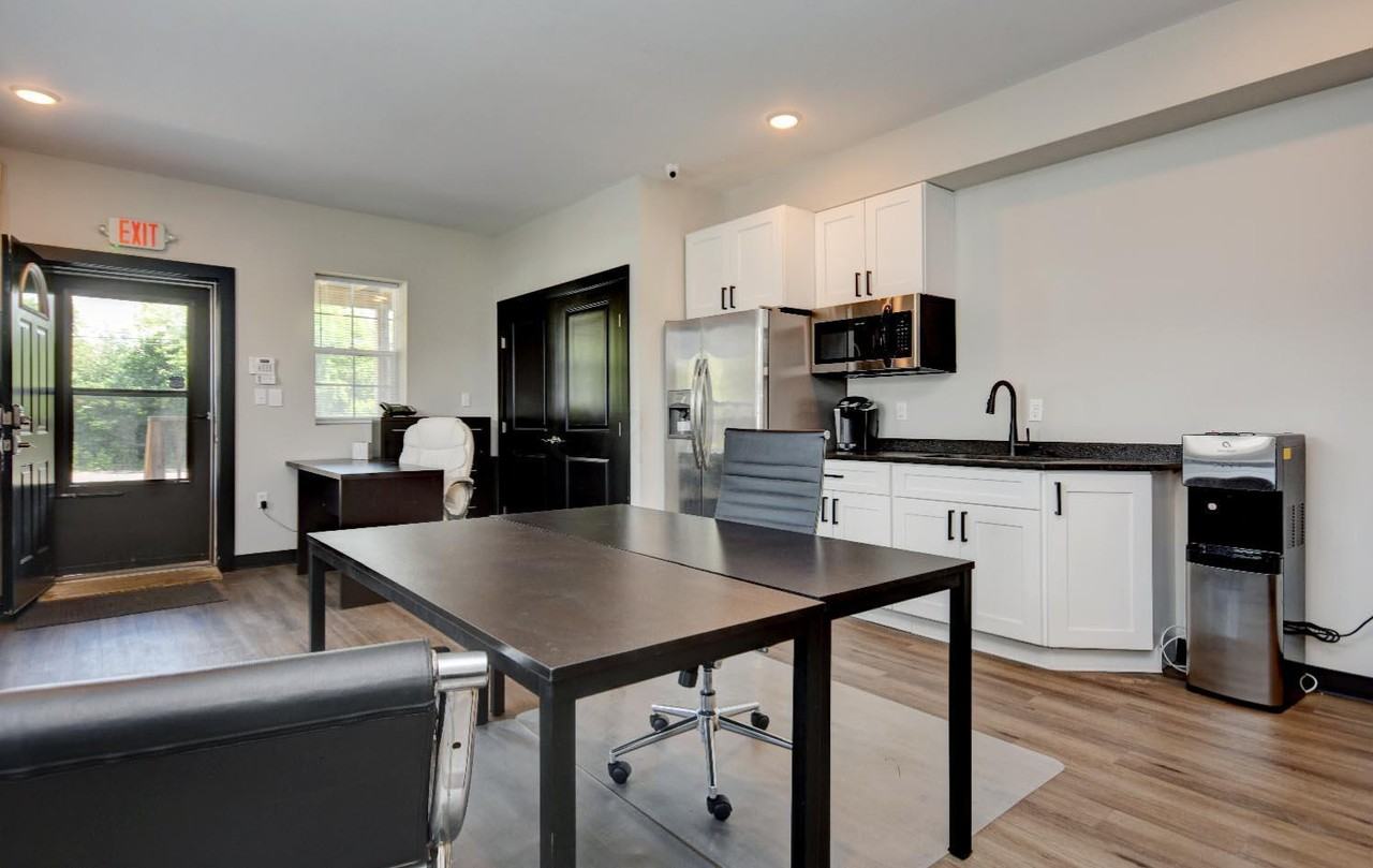 1384 East Main Street #1384 - Photo 3 of 7