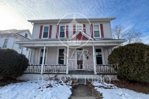 featured image of 446 West 4th Street