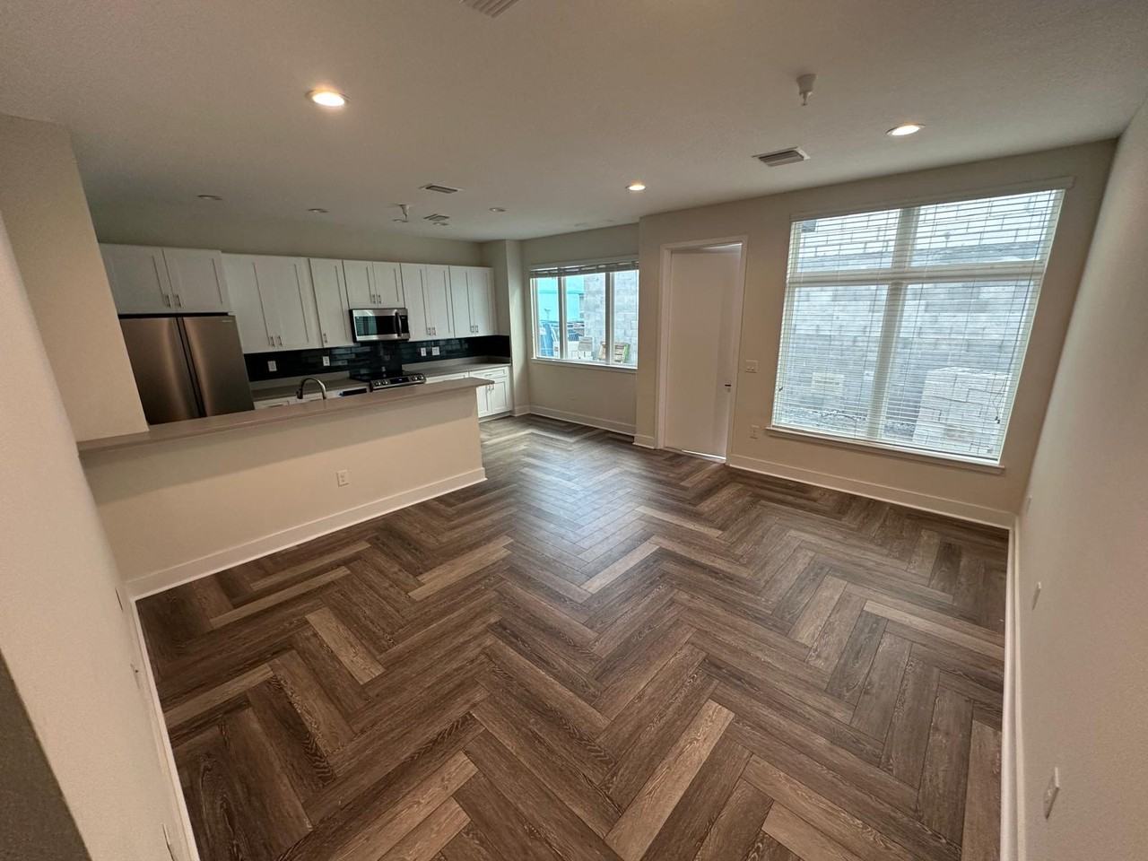 837 142 - 837 Calla Terrace North 0 #0 - Photo 7 of 23