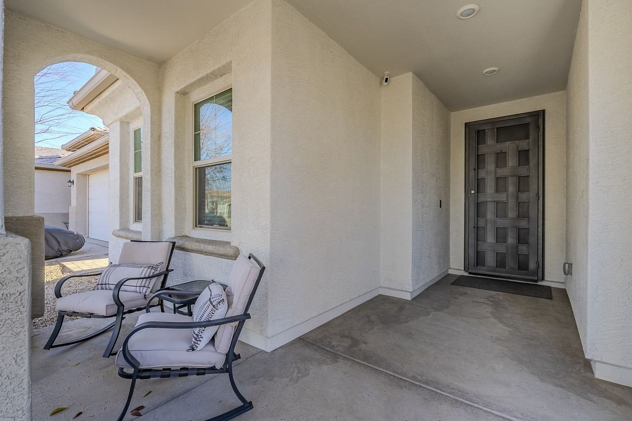 9935 East Thornbush Avenue #1 - Photo 5 of 47