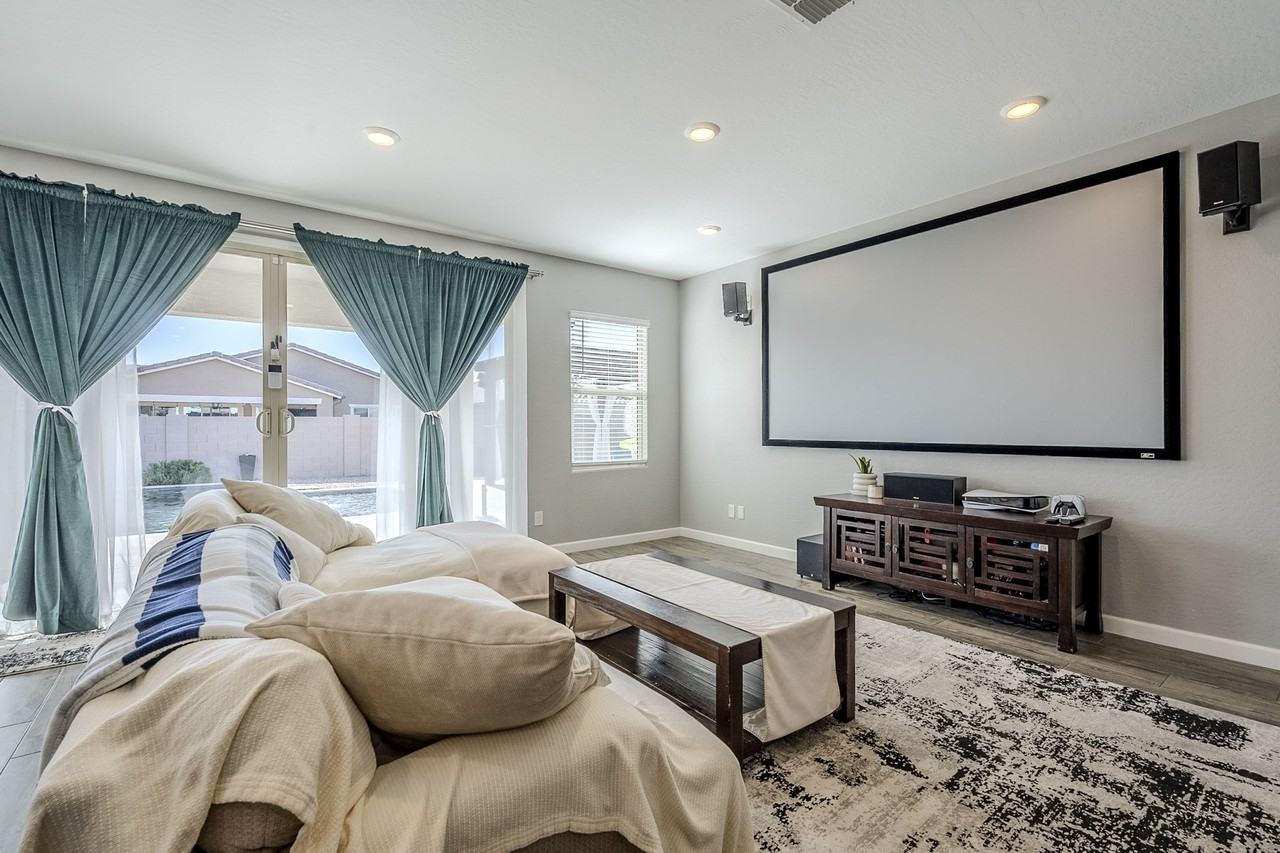 9935 East Thornbush Avenue #1 - Photo 6 of 47