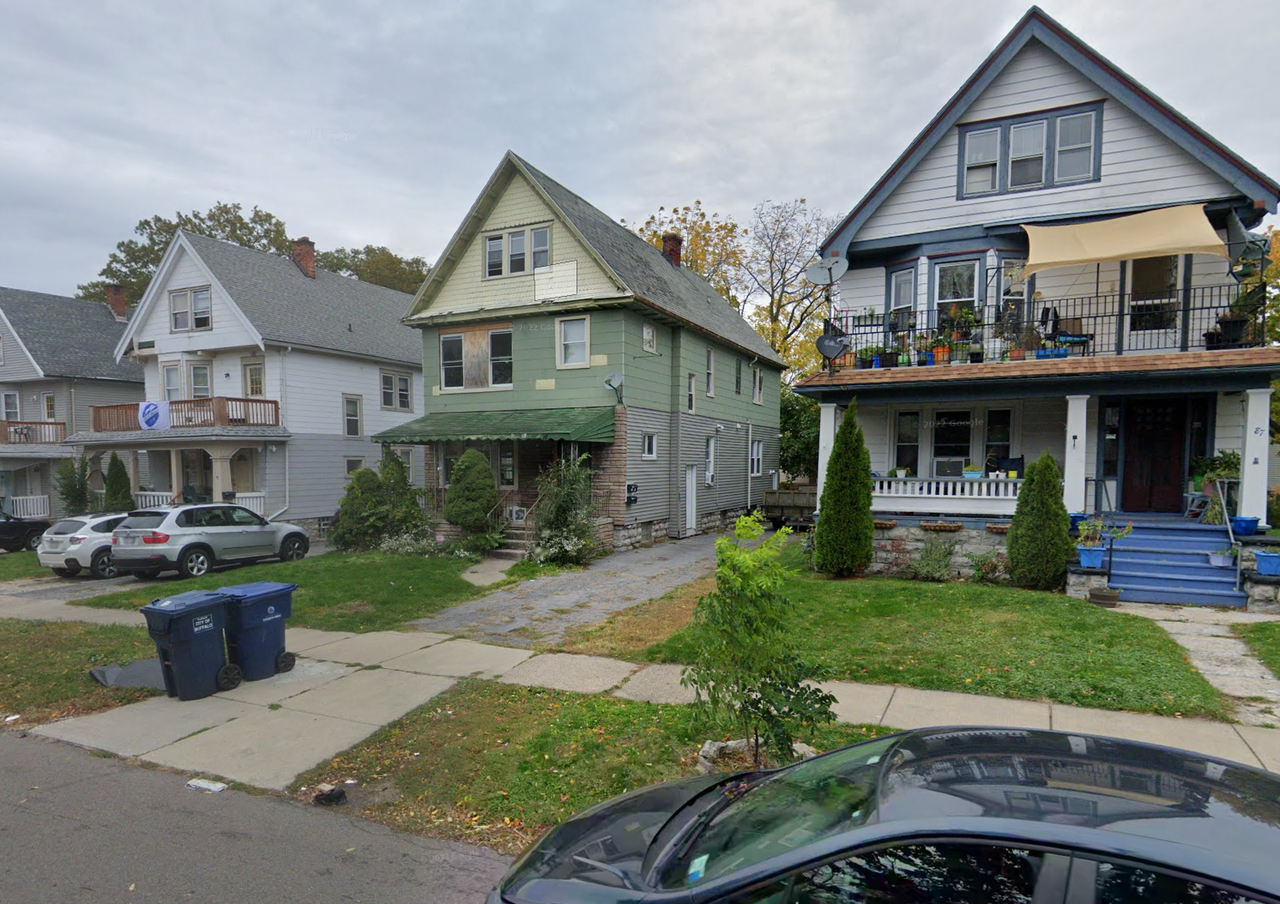 91 Englewood Ave #1 - Photo 3 of 3