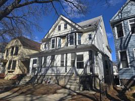 featured image of 1738 Canton St #1