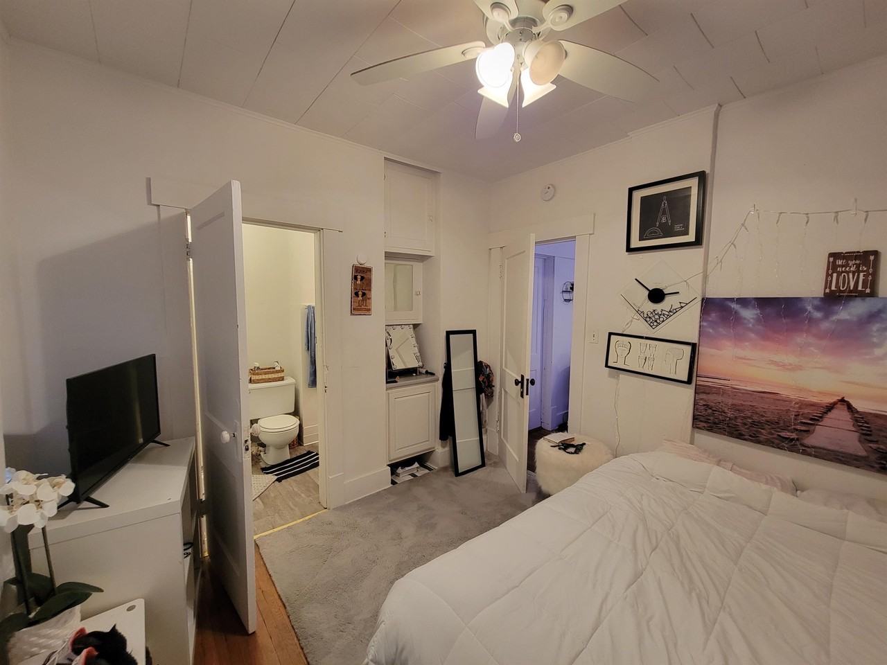 1104 West 22nd Street #A - Photo 5 of 9